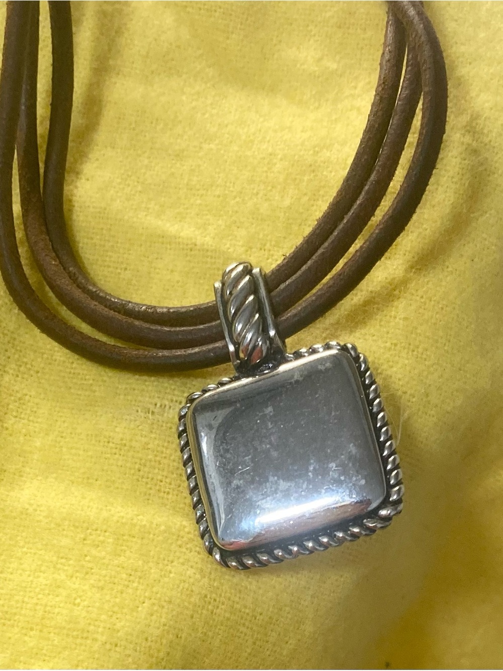 Vintage Carolee Women’s Square Faux Pearl Pendant Necklace on Brown Suede Cord - Picture 3 of 6